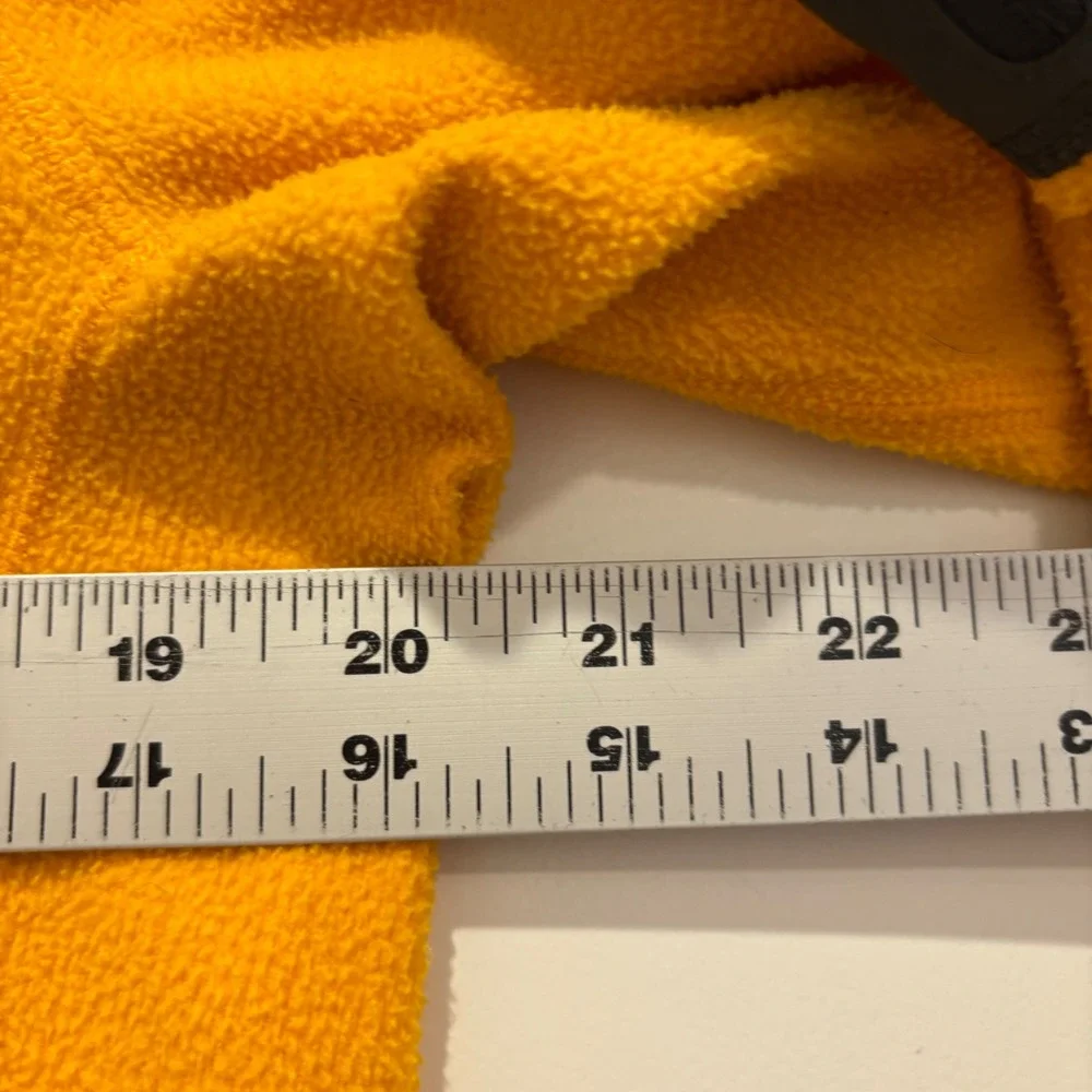 The North Face Mens Yellow 1/4 Zip Fleece Pullover Jacket Medium 8/12